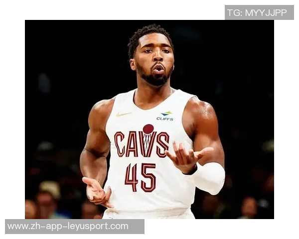 米切尔表现平平难救主17投仅7中贡献16分3篮板6助攻