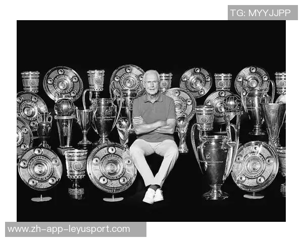 诺伊尔追平贝肯鲍尔出场次数拜仁队史排名并列第五 诺伊尔追平贝肯鲍尔出场次数拜仁队史排名并列第五