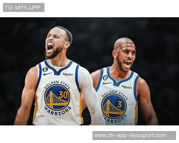 库里向保罗致敬祝贺你值得所有荣誉与赞美的时刻