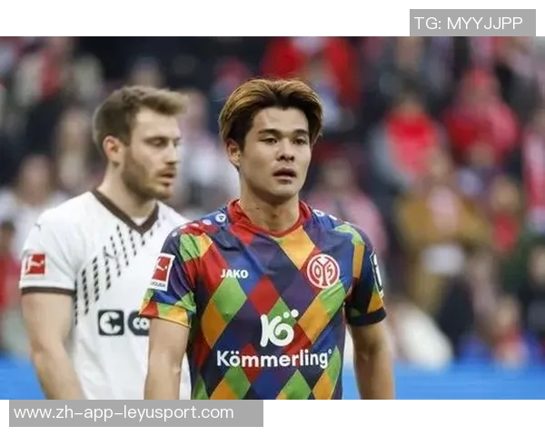 德媒报道法兰克福关注日本中场佐野海舟美因茨报价超2500万欧